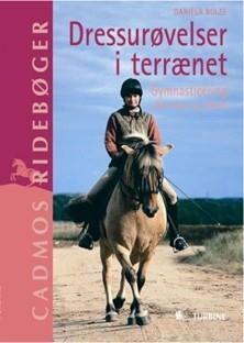 Dressurøvelser i terrænet