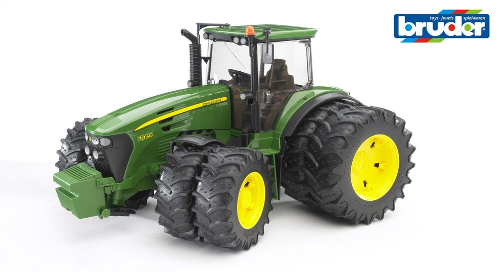 Bruder John Deere 7930 med tvillingehjul