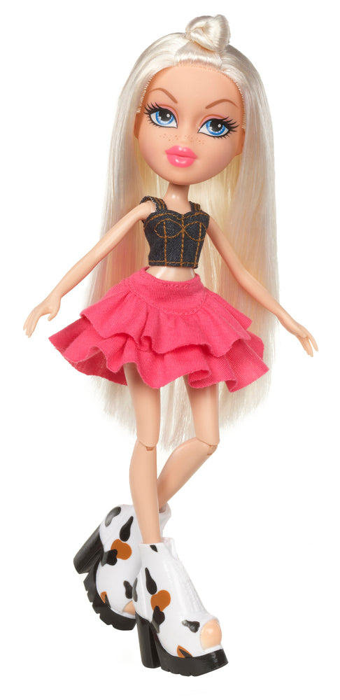 BRATZ HELLO MY NAME IS…DOLL-CLOE