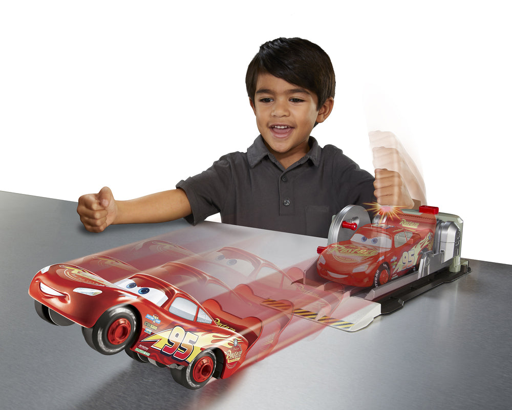 Cars stuntin mcqueen