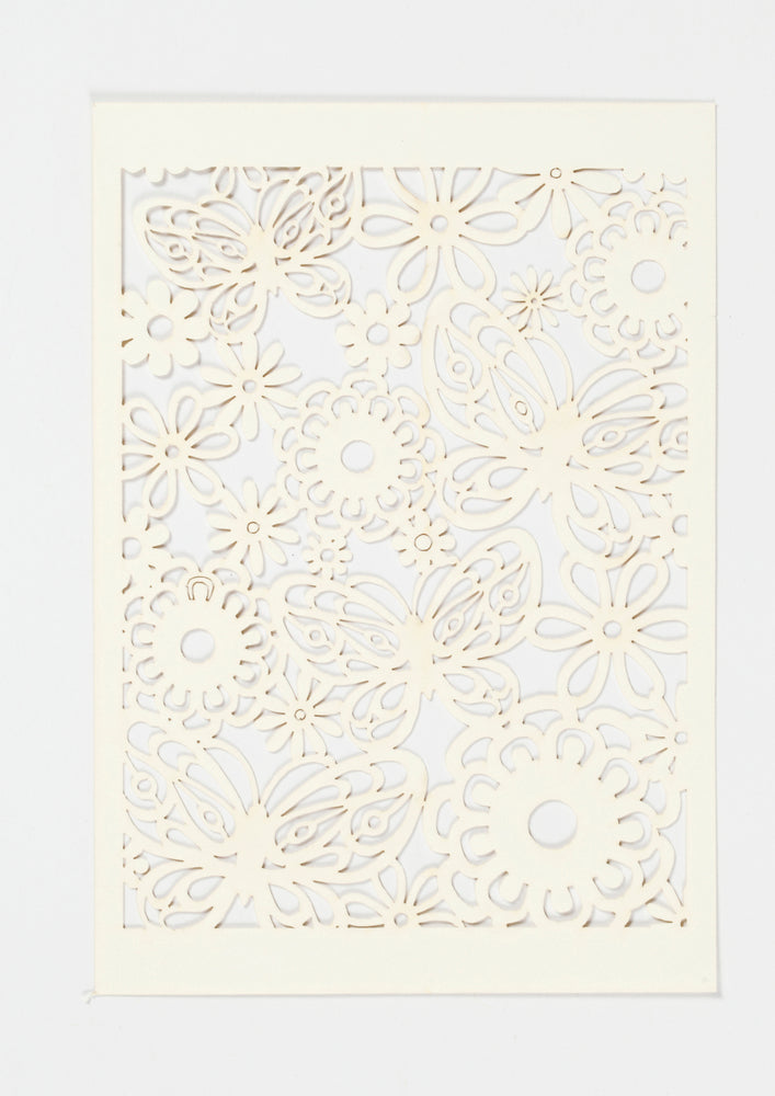 KARTON UDSTANSET M/MØNSTER RÅHVID 10,5X15CM 200G 10 STK