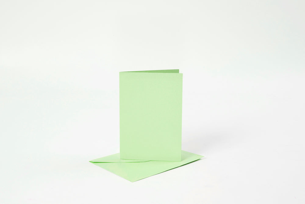 KORT OG KUVERTER KORT 10,5X15 CM LYS GRØN 6SÆT