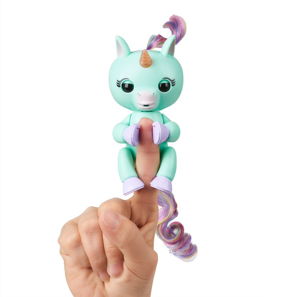 FINGERLINGS UNICORN ASS