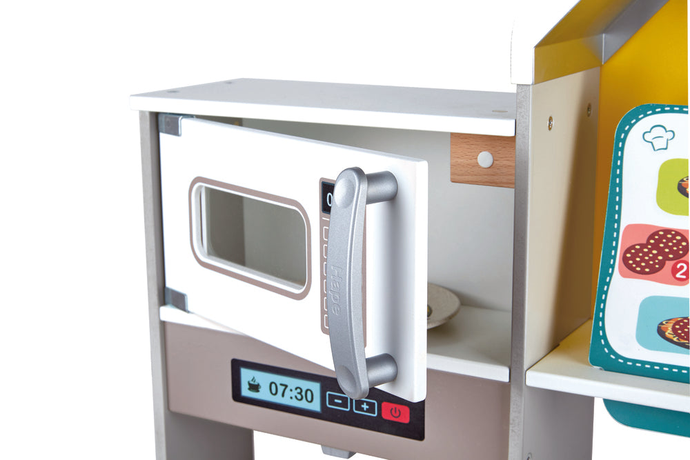 Deluxe Kitchen