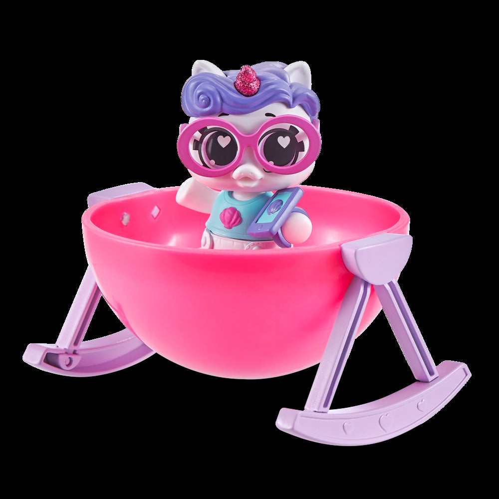 Mini Brands Newborn unicorn squad
