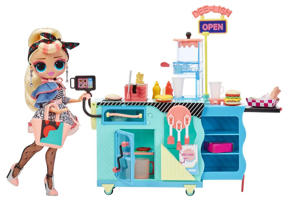 L.O.L. OMG I AM- Diner
