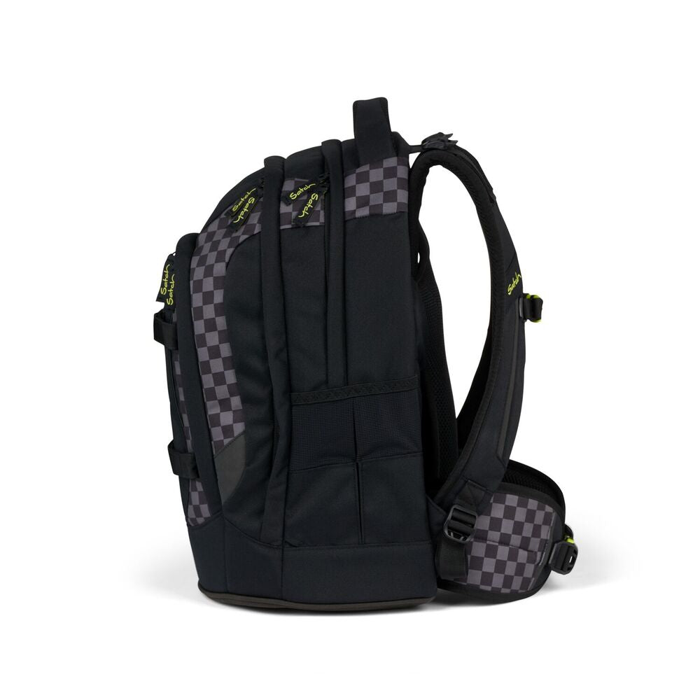satch pack dark skate 30l