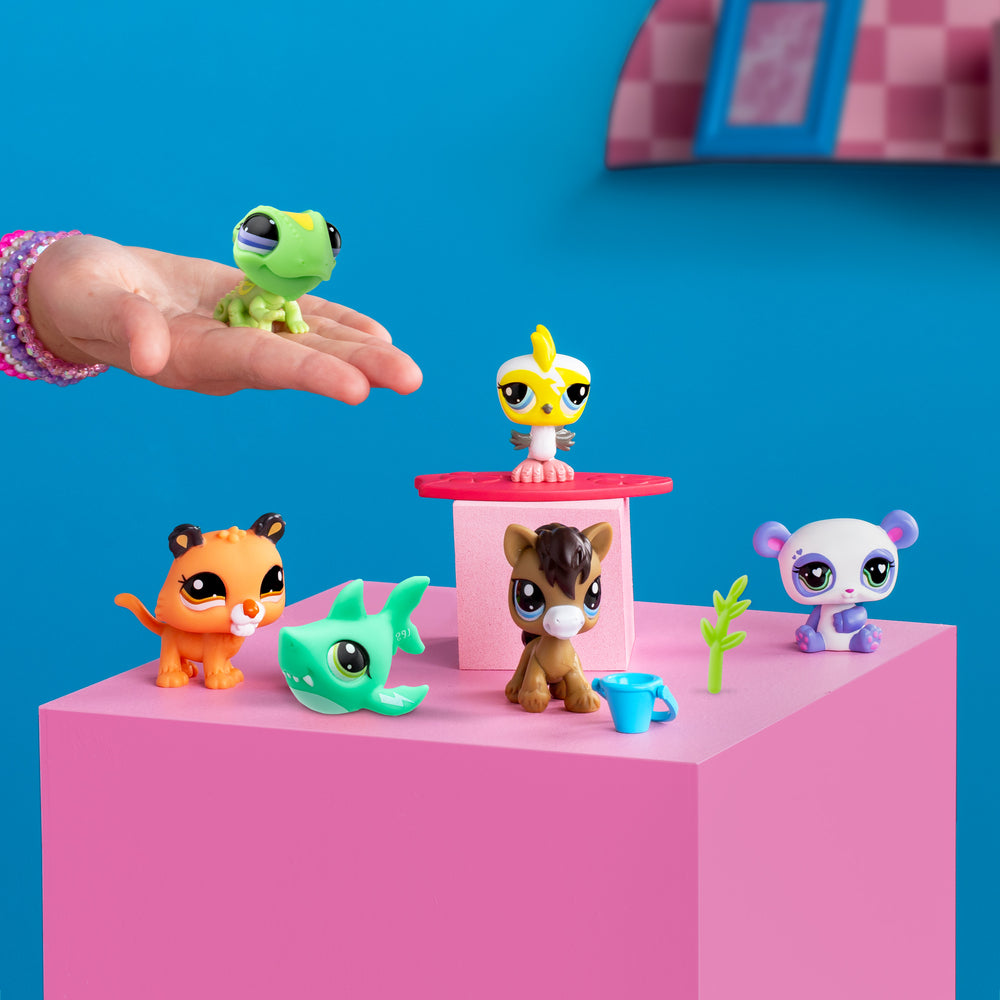 Littlest Pet Shop Pet Surprise