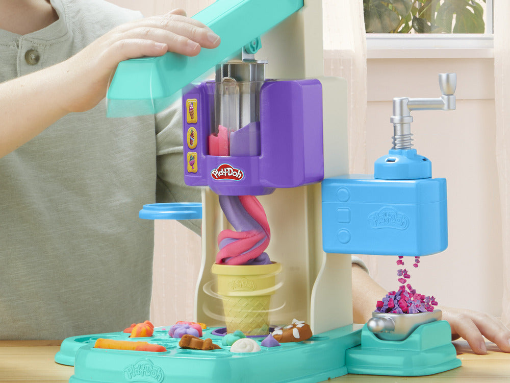 D2 Play-Doh Rainbow Swirl Ice Cream Playset