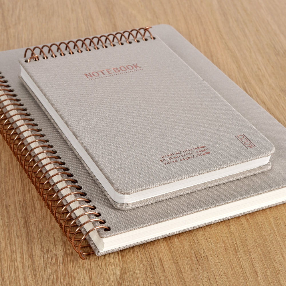 Notesbog KOZO A4 sand linjeret