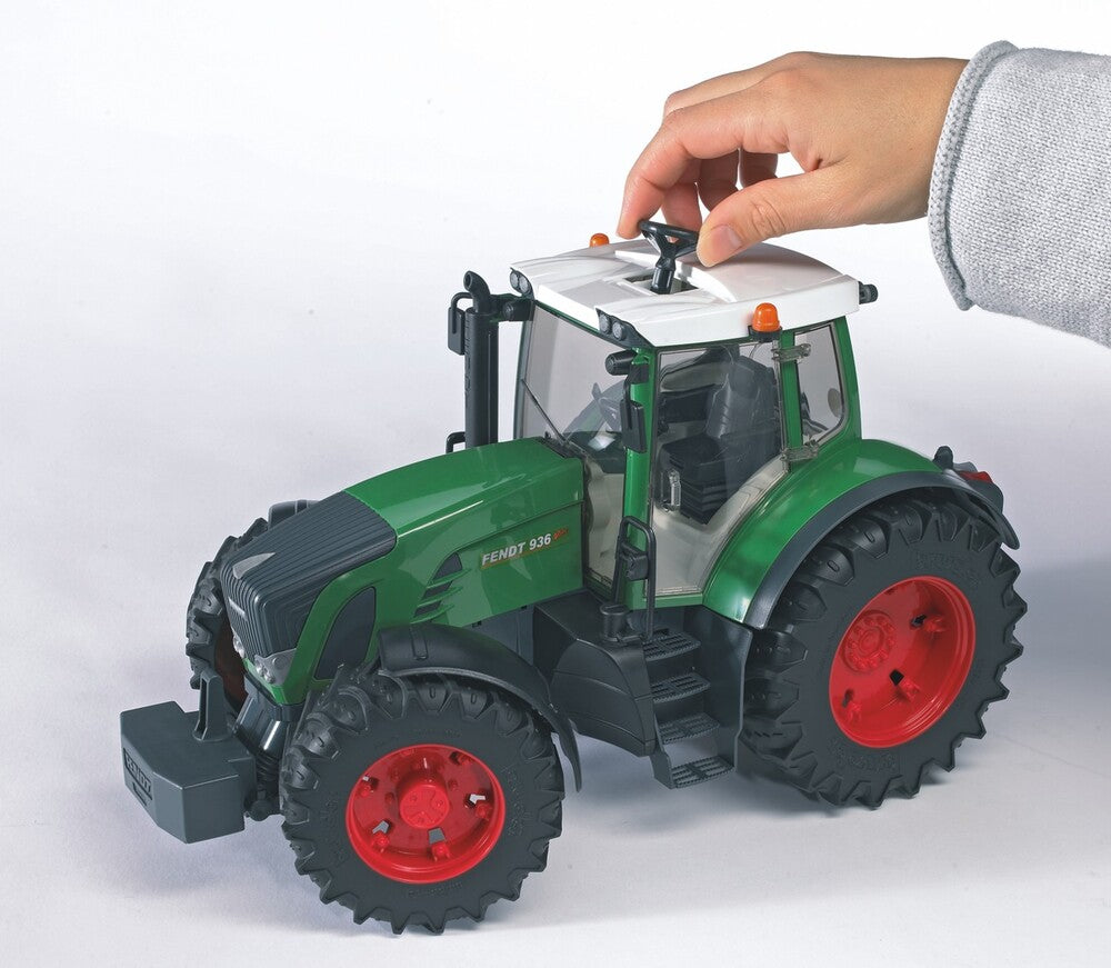 Bruder Fendt 936 Vario traktor