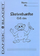 Skrivehæfte med linieafstand 0,6 cm.
