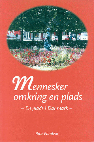 Mennesker omkring en plads