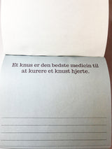 CITATKALENDER KÆRLIGHED M/GULD FOIL