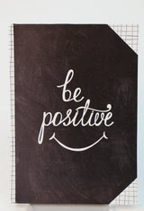 NOTESBOG A5 LINJERET CITAT BE POSITIVE MØRKEGRÅ