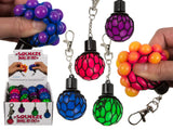 Metalnøglering m/squeeze ball ball i net ass