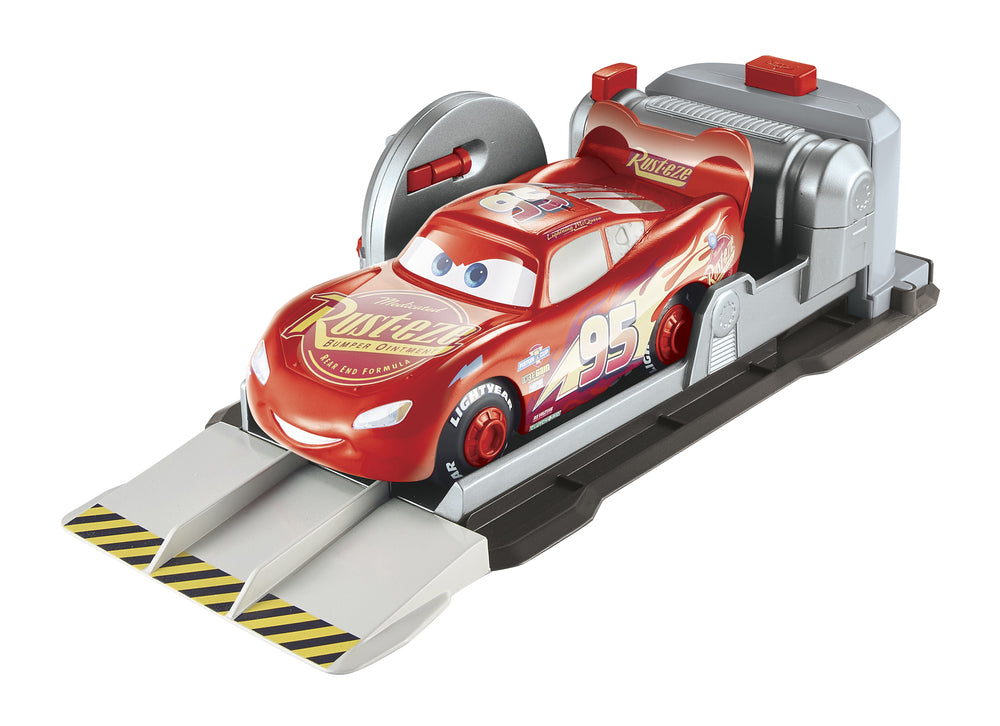 Cars stuntin mcqueen