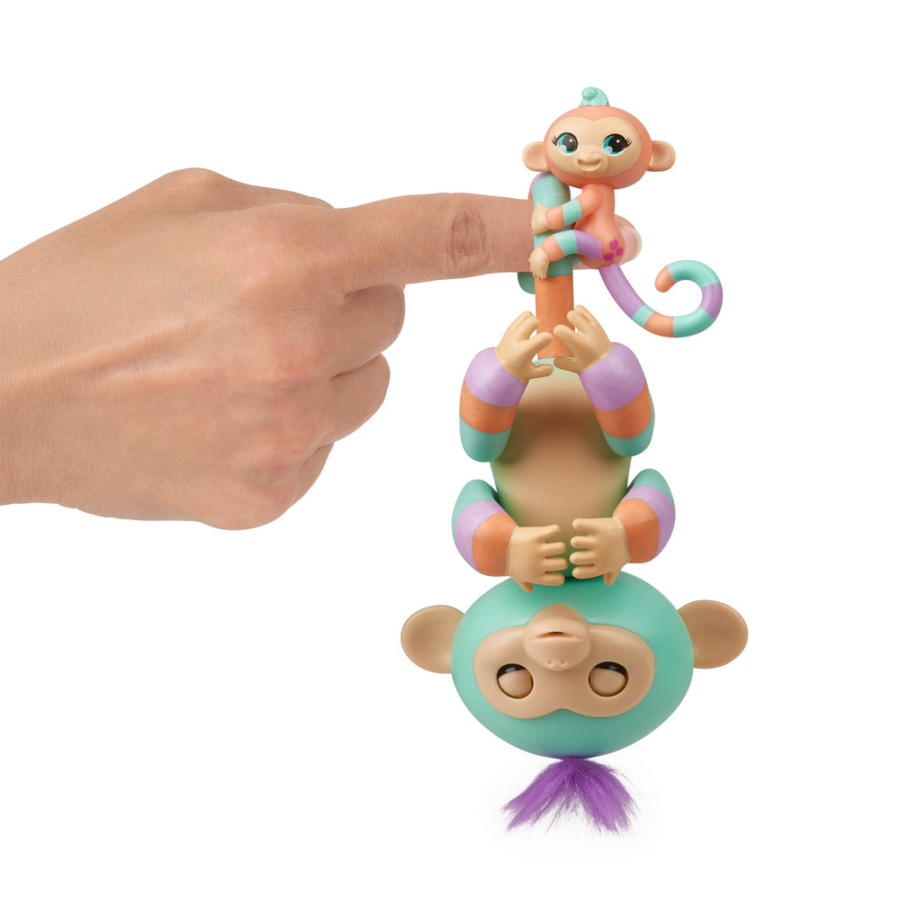 FINGERLINGS ABE ASS
