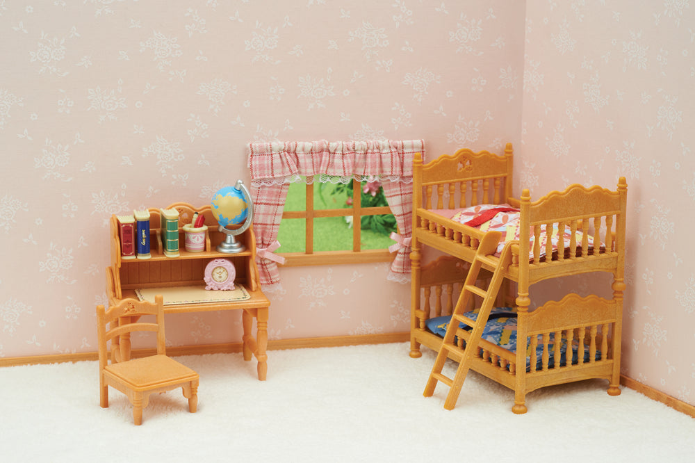 SYLVANIAN FAMILIES Landhus børneværelse med køjeseng