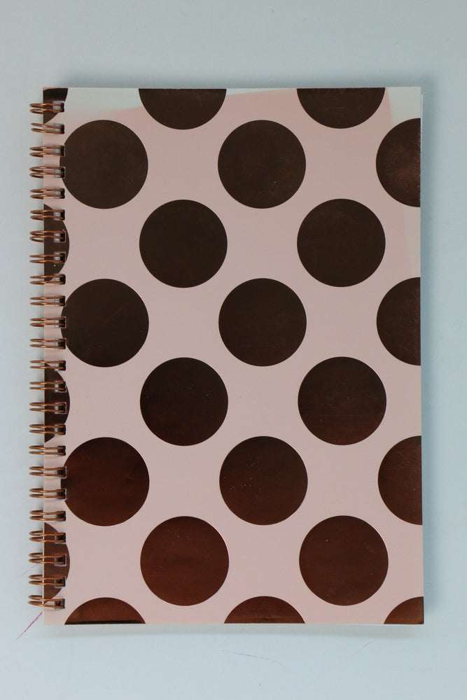 Notesbog spiral A5 linjeret rosa m/prikkerrose gold foil