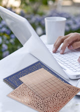 Kladdehæfte a6 linjeret rosa m/tern rose gold foil