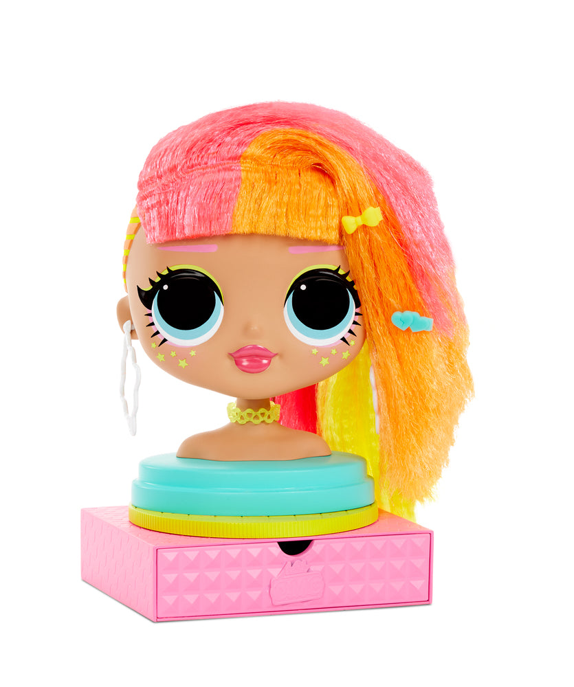 L.o.l. surprise omg ultimate makeover doll 1