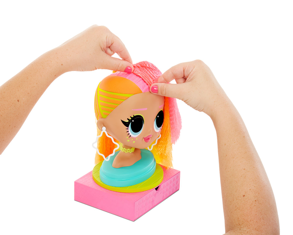 L.o.l. surprise omg ultimate makeover doll 1