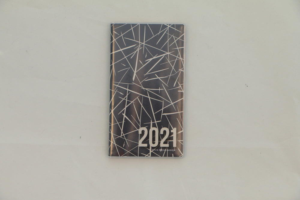 Månedskalender 2021 m/tynde streger mørkeblå private label