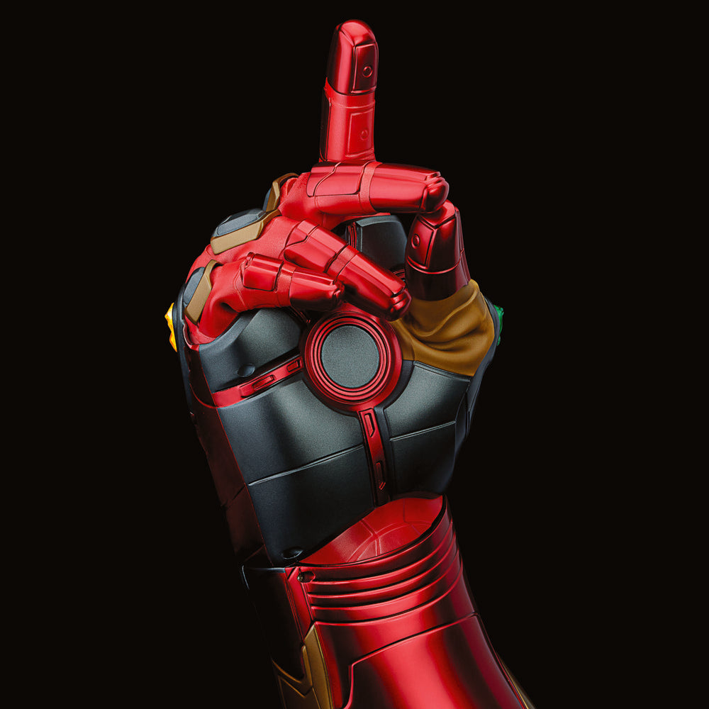 AVENGERS LEGENDS IRON MAN NANO GAUNTLET