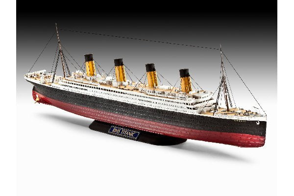 D1 R,M,S, Titanic