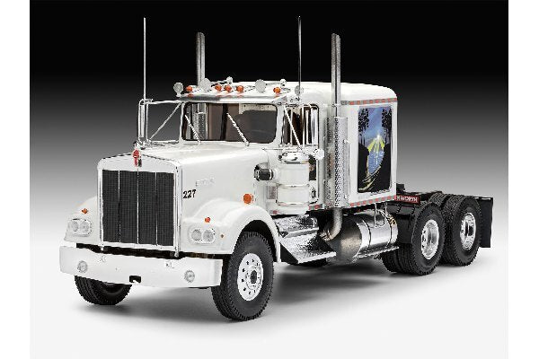Kenworth W-900