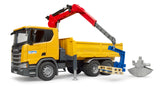 Bruder Scania Super 560R Lastbil med Kran og 2 paller