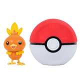 Pokémon clip n go torchic and poke ball