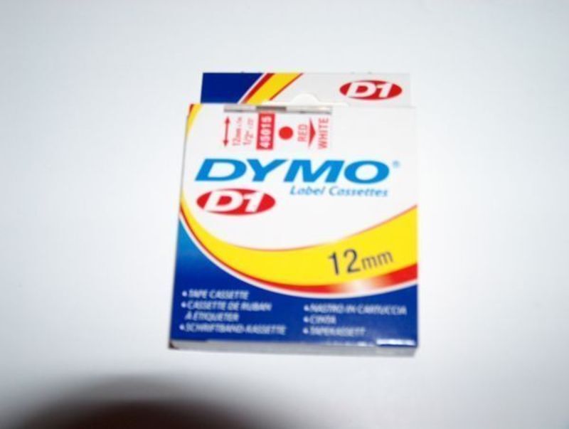 Dymo d1 tape 12mm 7m rød/hvid