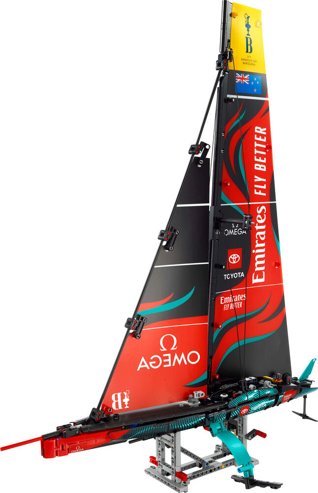42174 LEGO Technic Emirates Team New Zealand AC75-yacht