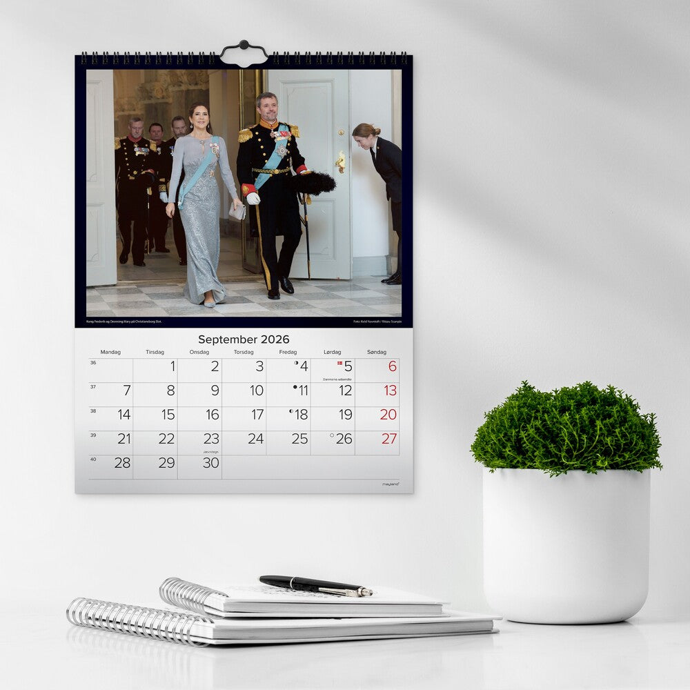 Mayland vægkalender 2026 Kongehuset 29,5 x 39 cm