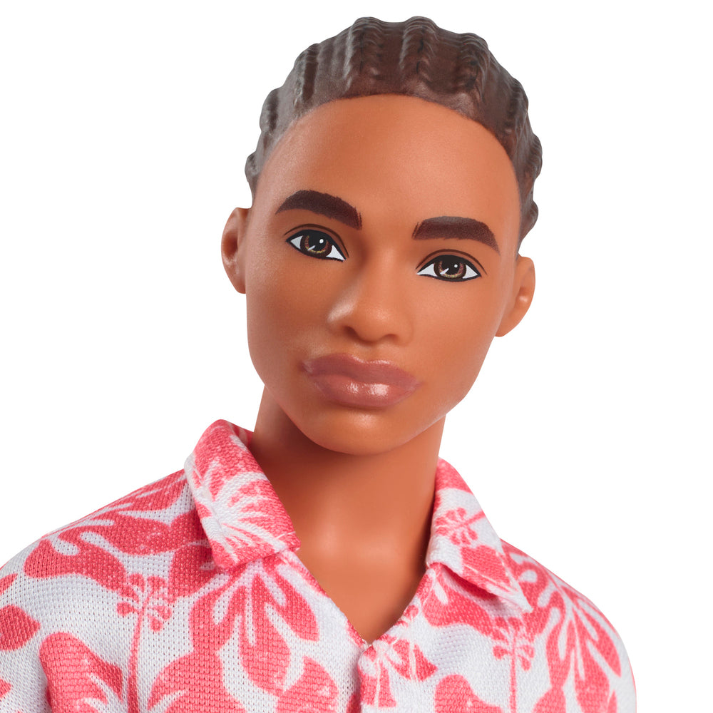 Barbie Fashionista Ken Med Trykt Kedeldragt