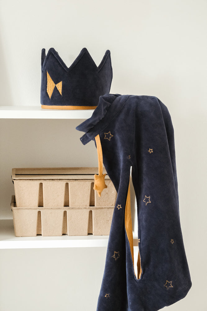 Dress-up - Cape and Crown