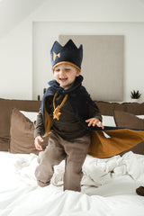 Dress-up - Cape and Crown