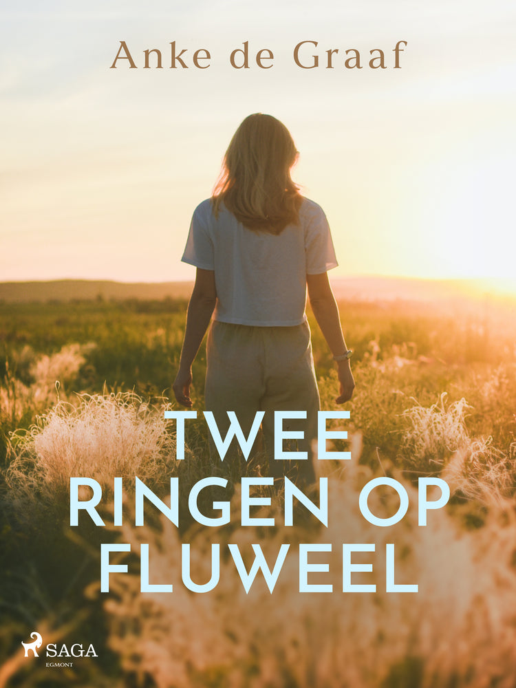 Twee ringen op fluweel