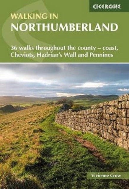 WALKING IN NORTHUMBERLAND36 WALKS THROUGHOUT THE COUNTY - CH